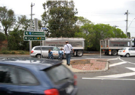 Ivanhoe roundabout 1